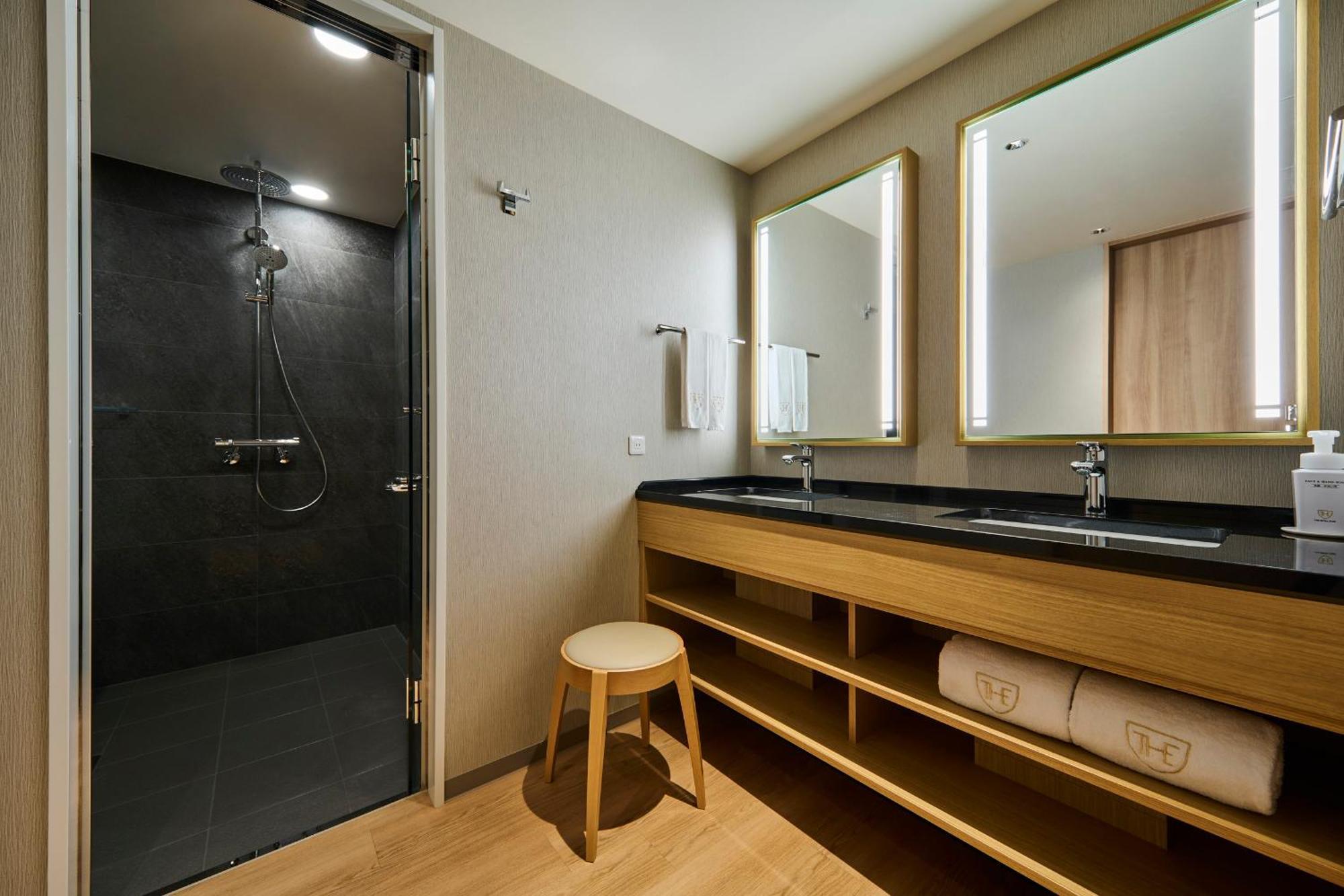 The Royal Park Hotel Kyoto Umekoji Екстериор снимка
